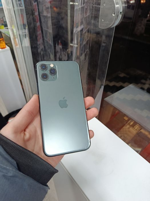 Iphone 11 pro сотилади