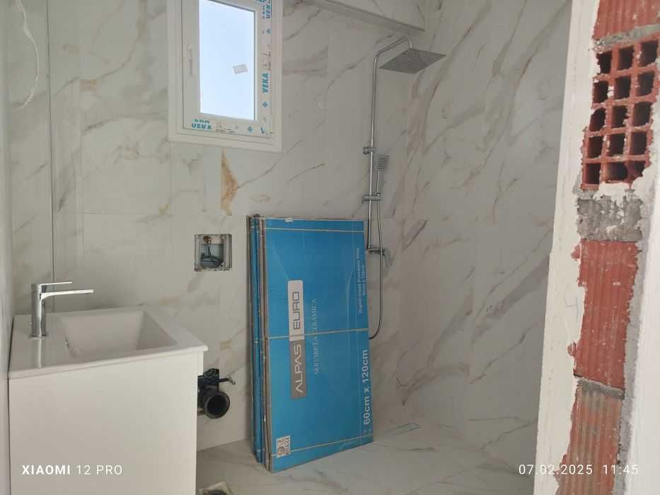 ПРОДАВА Прекрасен имот, самостоятелна къща в Паралия Офринио, Кавала