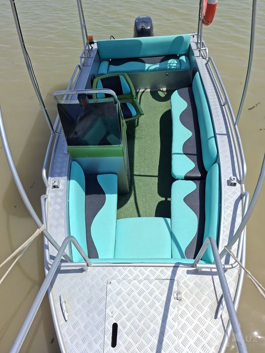 WYATBOAT лоткаси сотилади