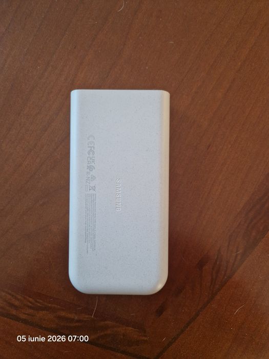 Acumulator extern Samsung