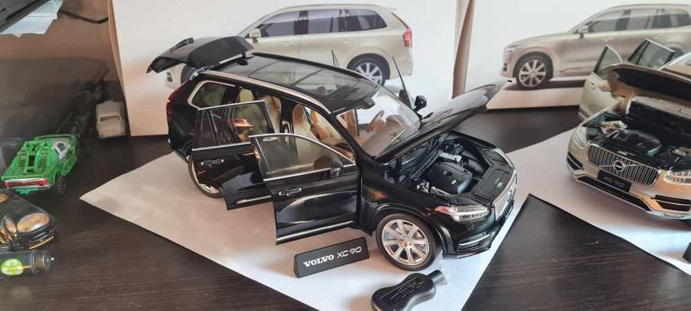 Aduc Machete 1 18 Volvo XC90 mark 2 cu imperfecțiuni