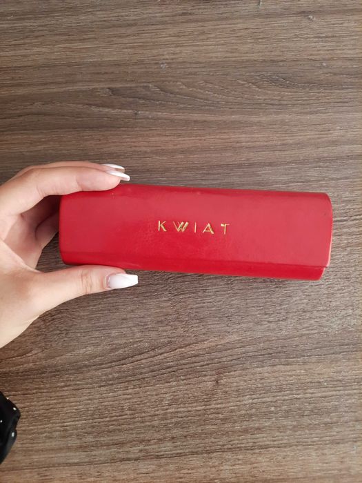 Продавам диоптрични очила!