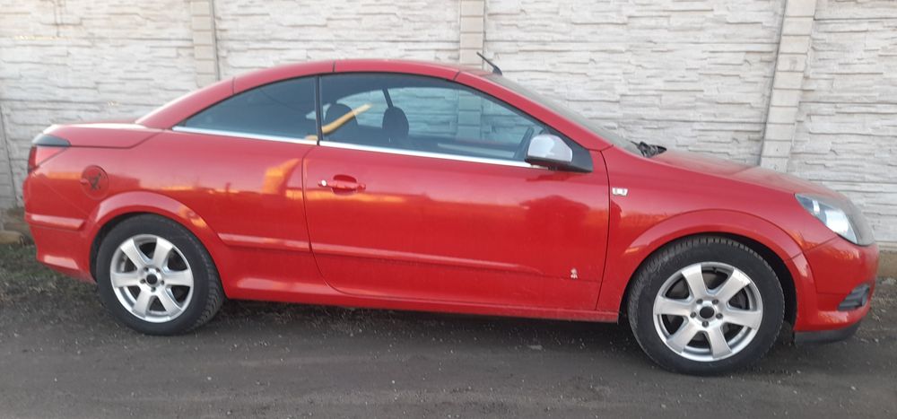 Dezmembrez Opel astra h Twin Top decapotabila 1.9 cdi