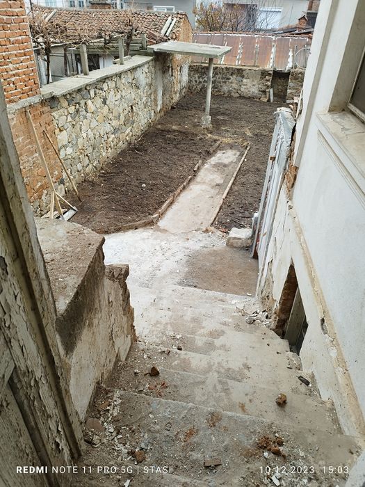 Продава се Къща в Септември - 50 кв.м за 408 €/кв.м - Снимка #2