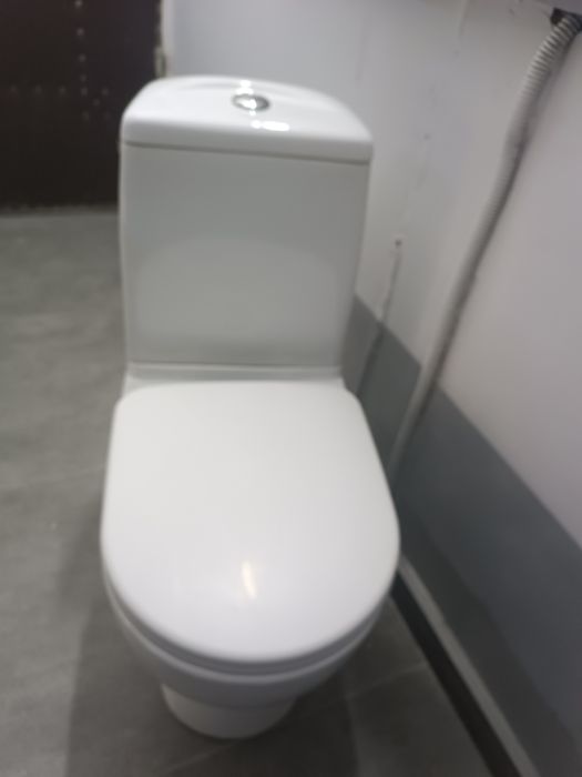 Продам унитаз в отличном состоянии.