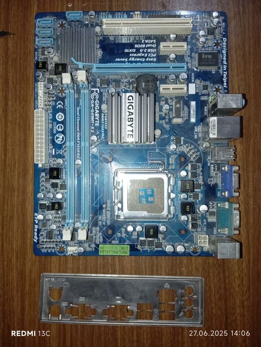 Продам материнские платы