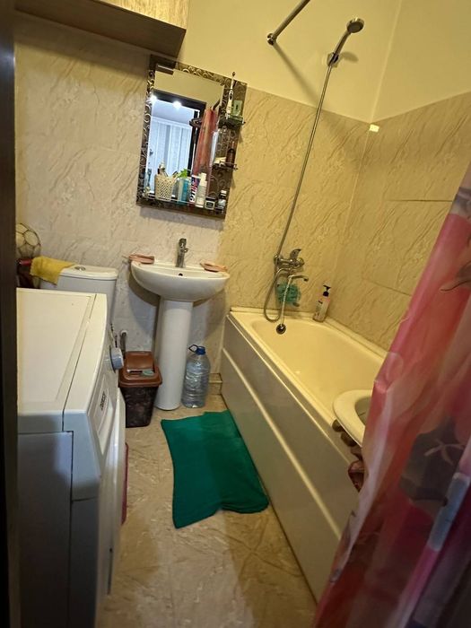 Choshtepada 36kv kvartira srochna sotiladi