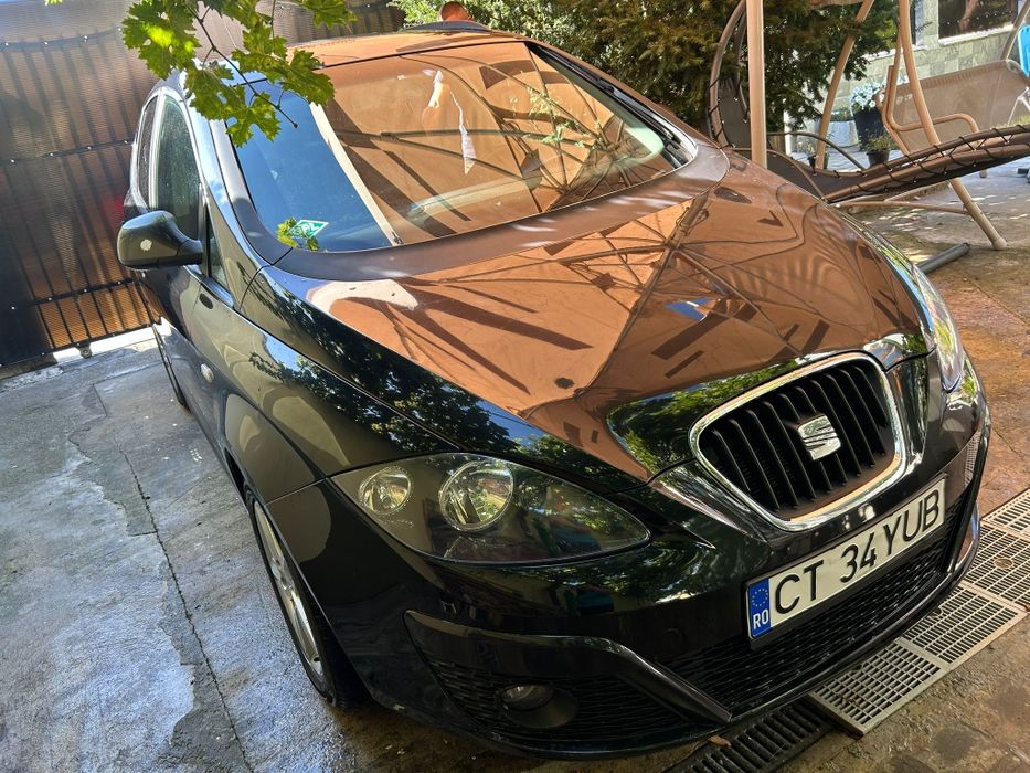 Vând Seat alteea xl 2012 , 2350€