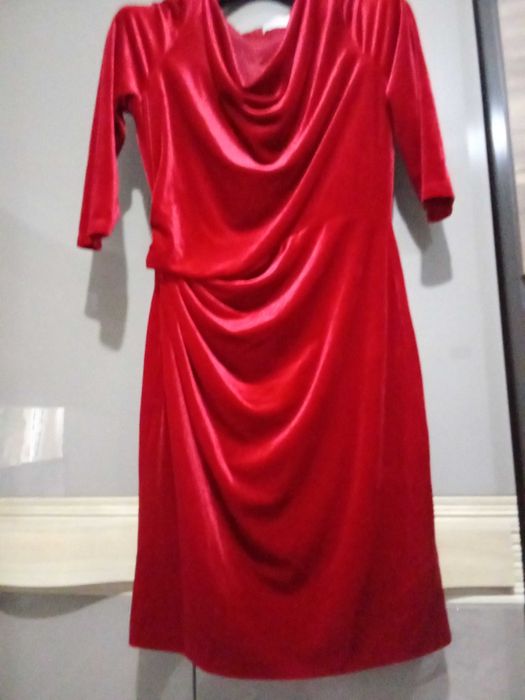 250 toate Rochite elegante