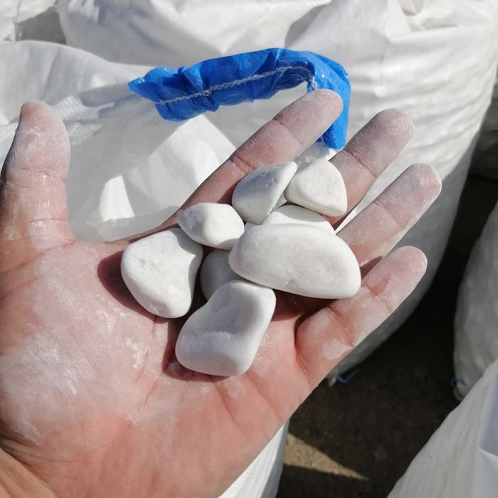 Мраморная галька и крошка