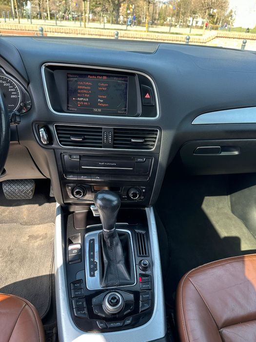 Vand Audi Q5 2.0 TDI Quattro S-Tronic
Audi Q5 2.0 TDI Quattro S-Tronic