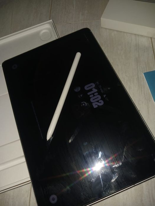 Продам Планшет Galaxy Tab S9 FE 5G, с гарантией