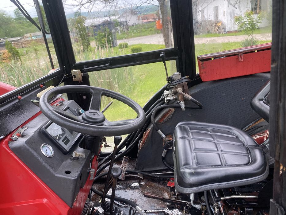 Tractor Universal 483 DTC