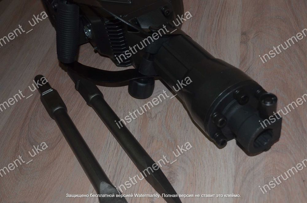 Отбойный молоток TEH TH8515