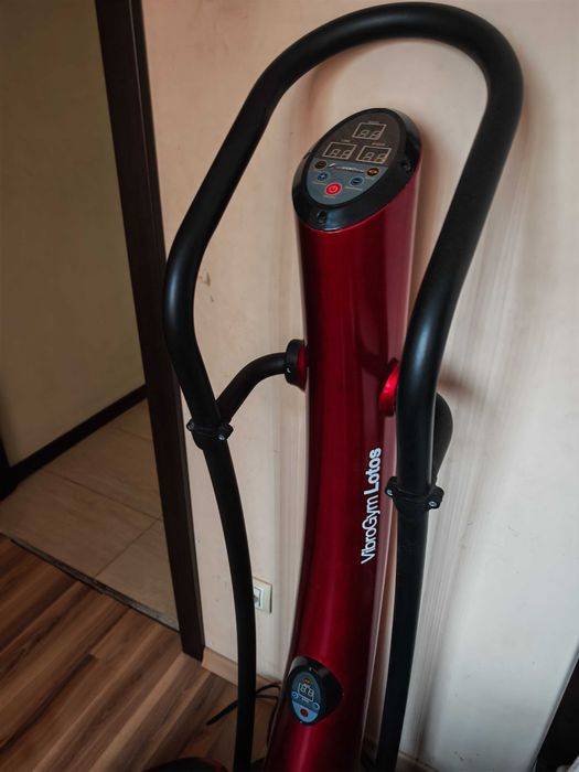 Вибрираща машина VIBROGYM inSPORTline LOTUS