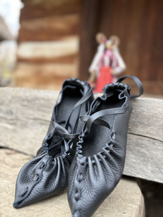 Opinci din piele naturala