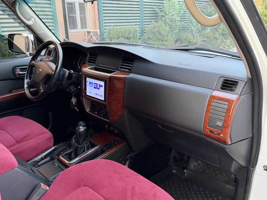 Nissan Patrol Y61