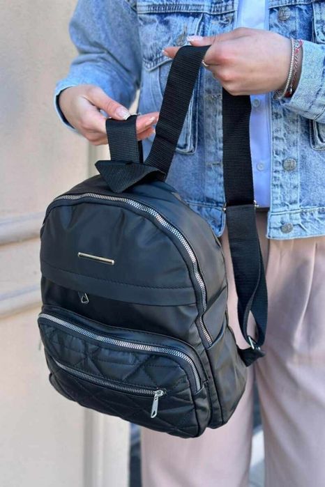 Регулируема дамска раница с цип