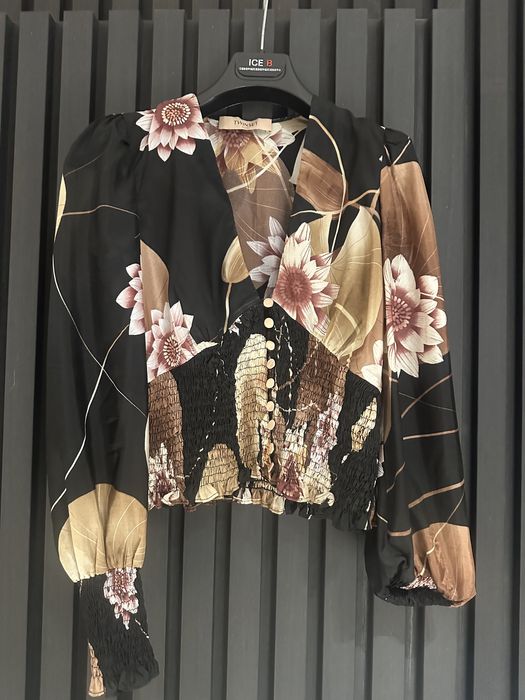 Продавам риза Twin-set