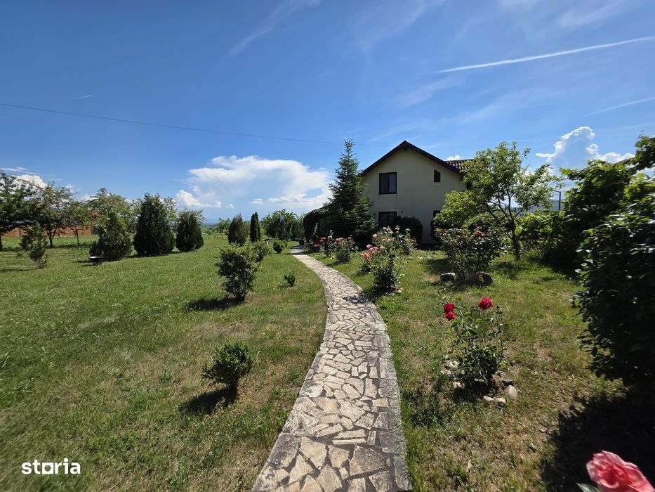 Casă individuală de vânzare | Balata – Șoimuș | 110 mp| Teren 5.095 mp