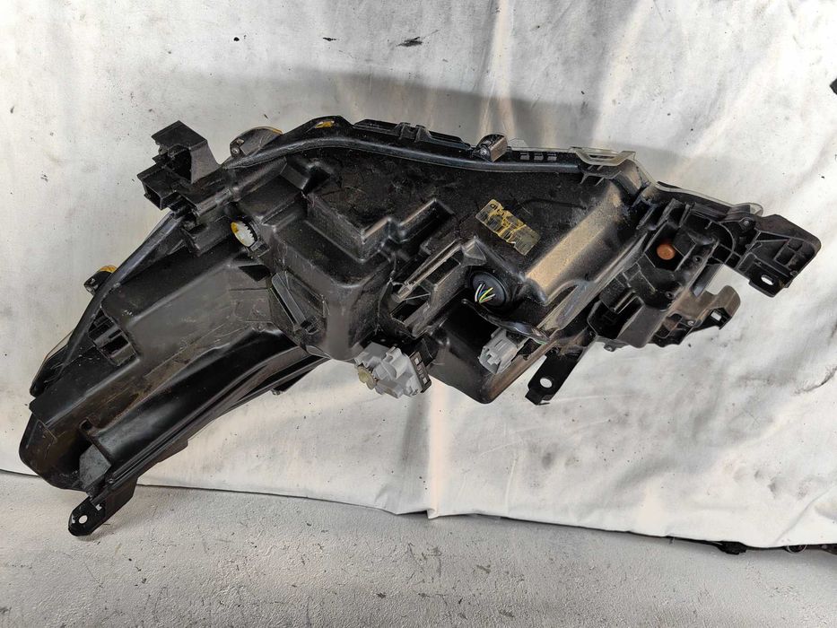 Оригинален фар Тойота  Toyota Hilux Full Led