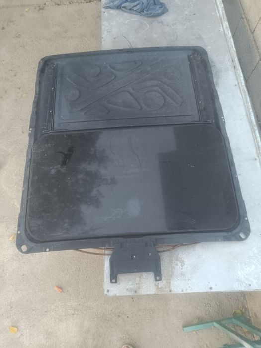 Люк на Ауди 100 с4 а6