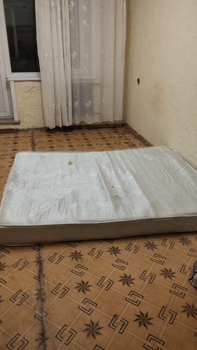 Отдам матрас и кровать