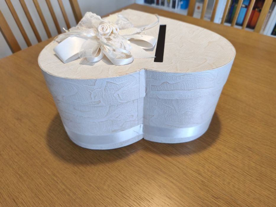 Сватбена кутия за пликове