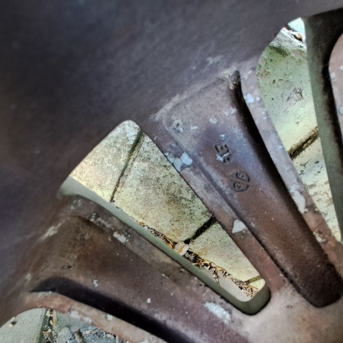 Джанти с гуми /225/45 R18 ЕТ 35 8J