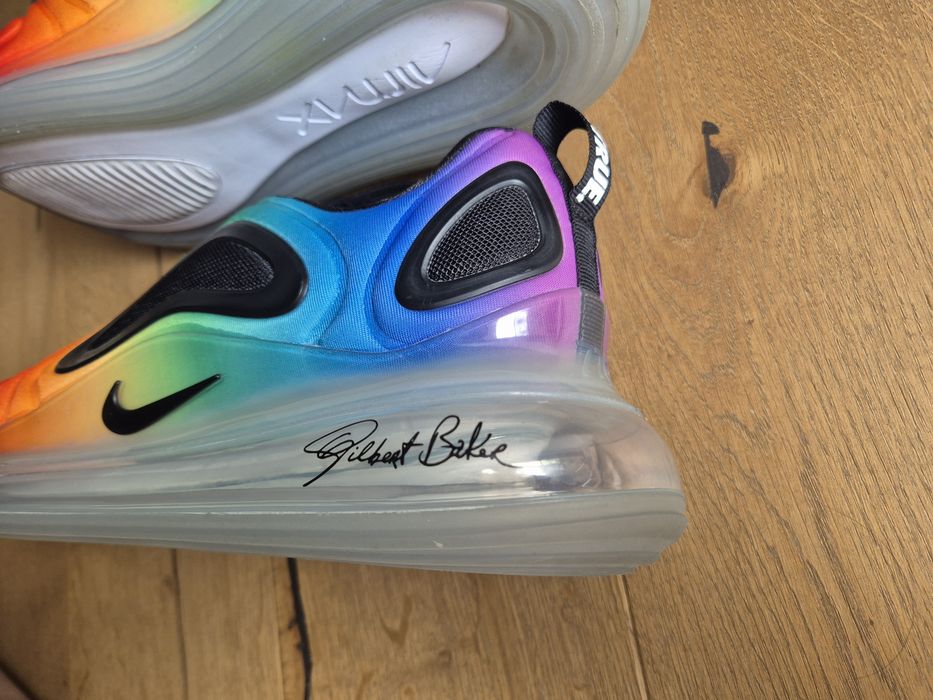 NIKE AIR MAX 720 BETRUE
Black/ Team