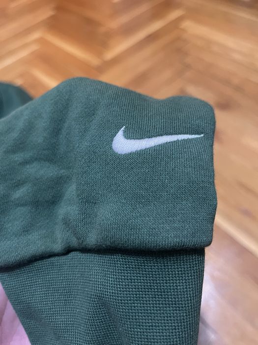 Баскетболен суичър Nike