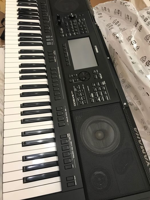 Yamaha sx-900(Korg Ketron Roland)