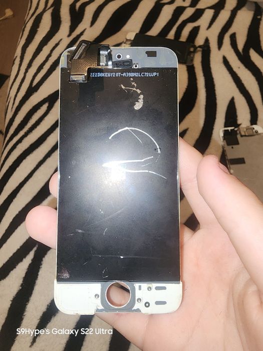 vand 2 ecrane de iphone 5s