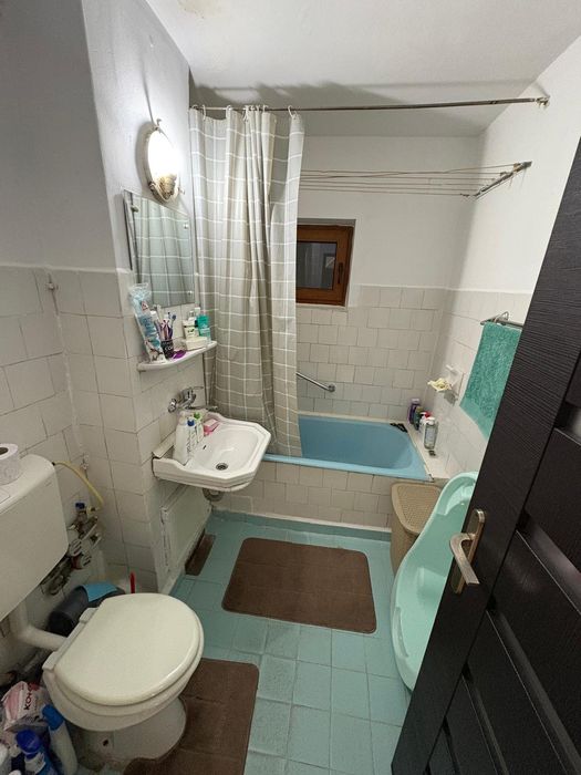 Proprietar - Negociabil, 2 deco, etaj 1, bloc 1984, IPJ Dolj