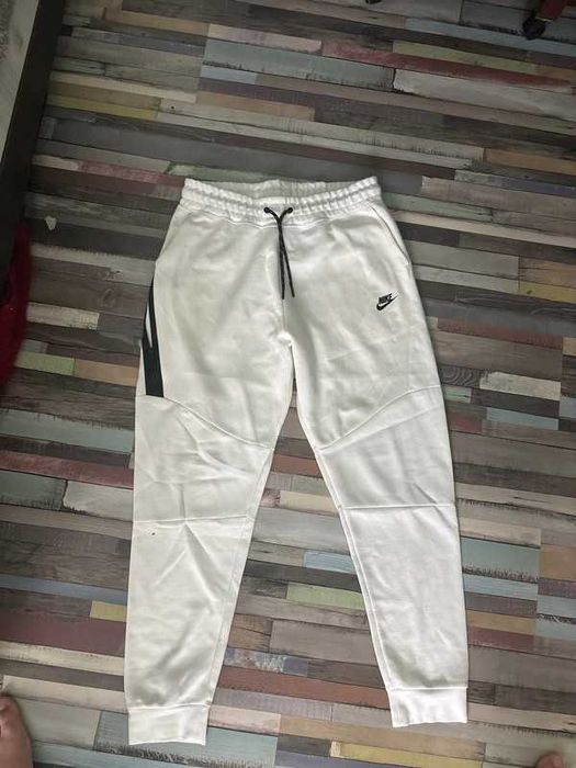 Pantaloni Nike Tech Old Design