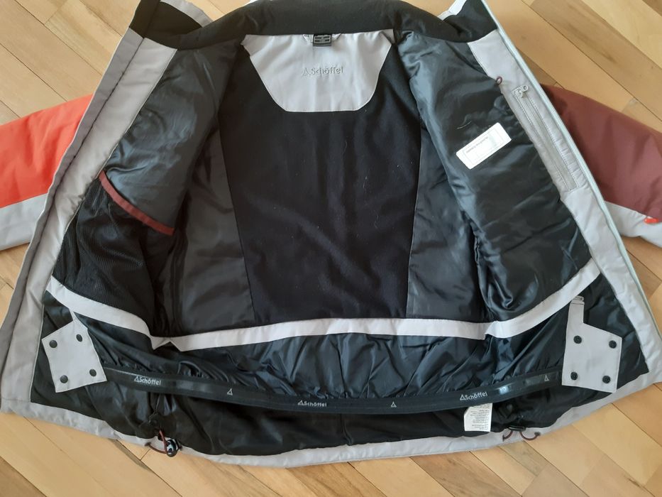 Vând geacă de schi pentru copii Schöffel