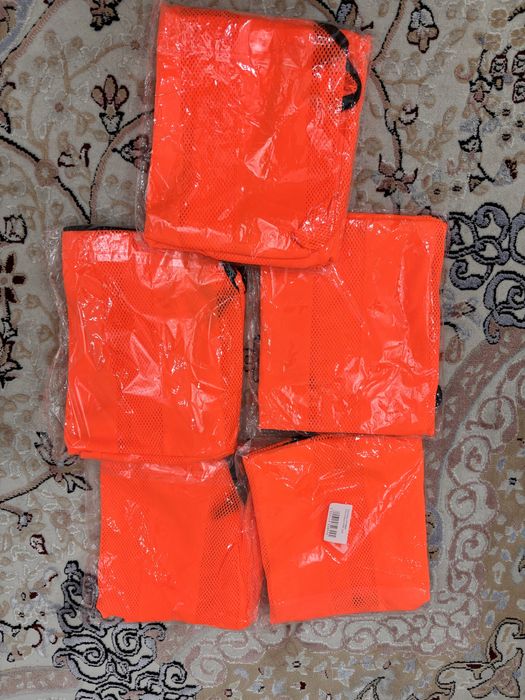 Продается накидки спортивные для команды