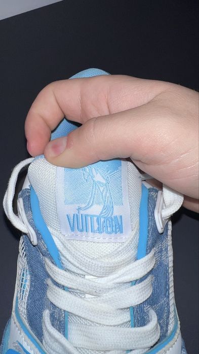 Louis Vuitton LV Trainer Monogram Denim – Marimea 43 | Stare excelenta