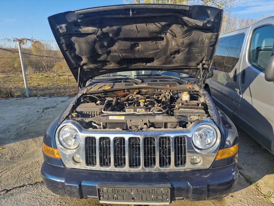 Dezmembram Jeep Cherokee Liberty 4x4, an 2006, 2.8 CRDI
