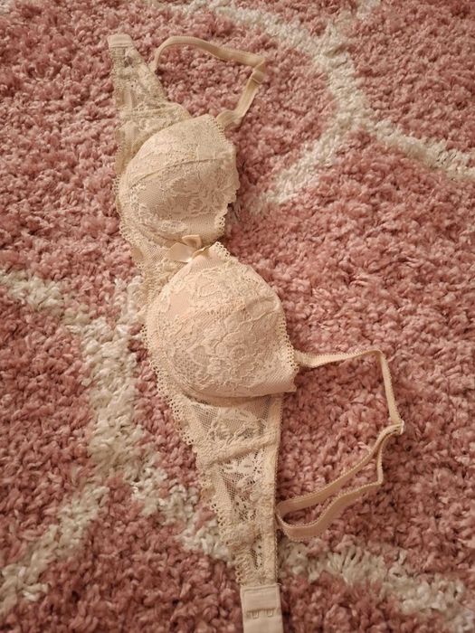 Сутиени H&M/DIM и др.