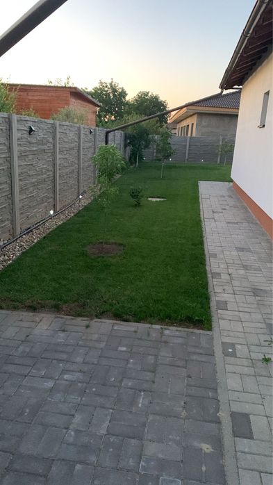 Casă individuală de vânzare