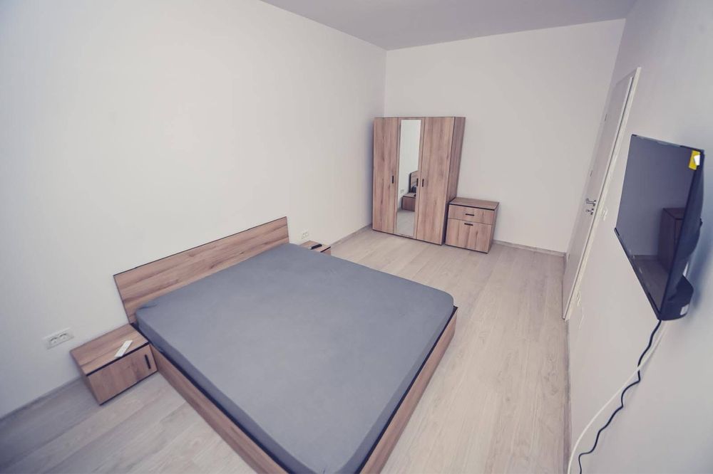 Inchiriez apartament 2 camere + loc de parcare - GIROC