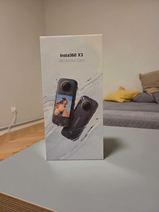 Camera Insta360 X3 nou