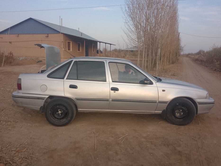 Нехи 1 сотилади срошни