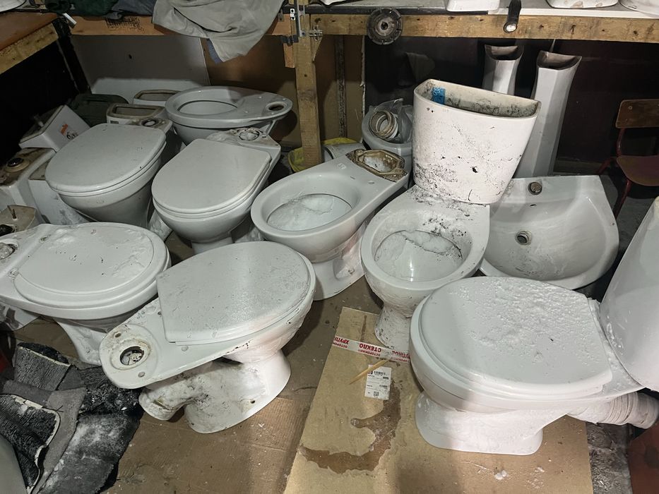 Унитаз строительный