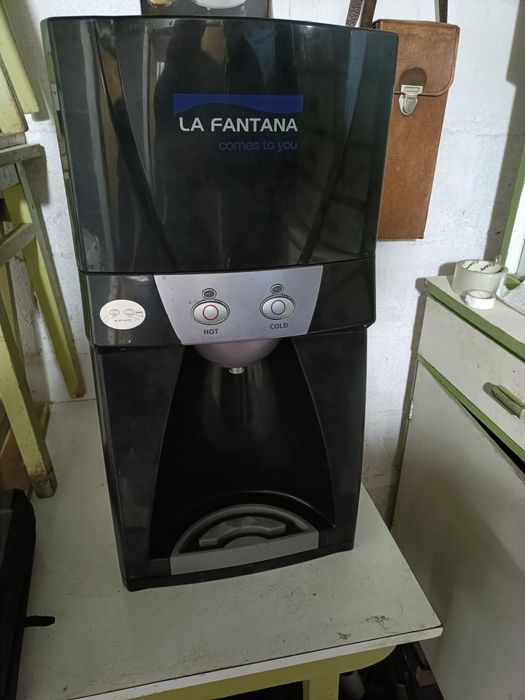 Dozator apa La fântâna