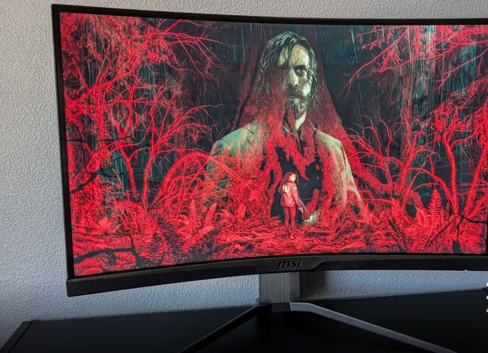 Vand monitor gaming 240 Hz / 1440p - 27 inch model MSI MPG 275CQRFX