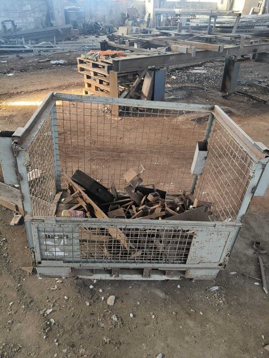 cutie metalica carucior cusca depozitare