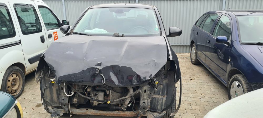 Продавам на части Нисан Кашкай 2.0дци 2008г 4х4
