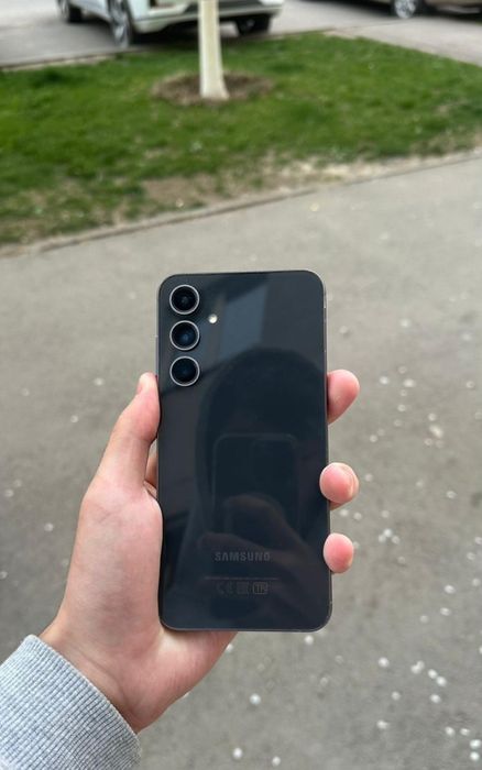 Samsung S23 fe память 256 гб